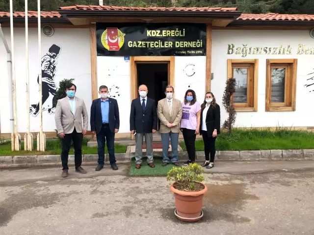 Kaymakam gazetecilerle bir araya geldi Kaymakam gazetecilerle bir araya geldi