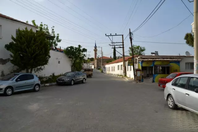 Kırsal mahallerde yaşayan vatandaşlar tam kapanmada ekonomiye katkı sağlıyor Kırsal mahallerde yaşayan vatandaşlar tam kapanmada ekonomiye katkı sağlıyor