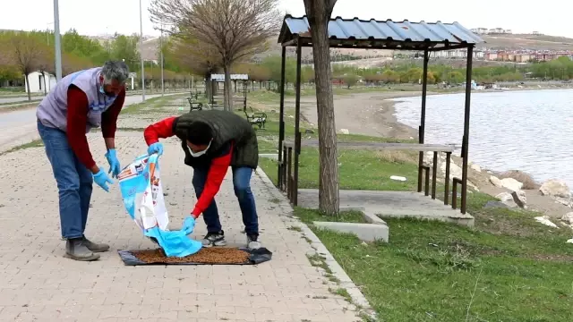 Kısıtlamada can dostlar unutulmadı Kısıtlamada can dostlar unutulmadı