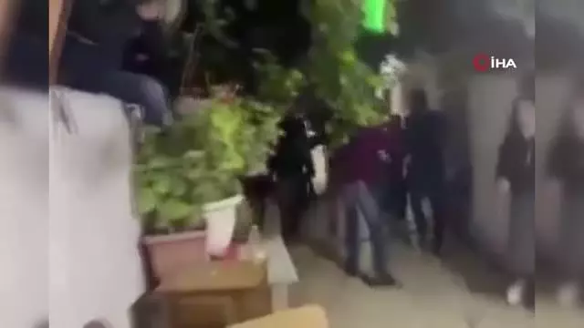 - Kudüs'te İsrail güçleri ve Filistinliler arasında arbede: 20 yaralı - Kudüs'te İsrail güçleri ve Filistinliler arasında arbede: 20 yaralı