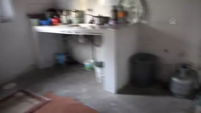 Malazgirt'te ihtiyaç sahibi aileye Kaymakamlık ve hayırseverler sahip çıktı Malazgirt'te ihtiyaç sahibi aileye Kaymakamlık ve hayırseverler sahip çıktı
