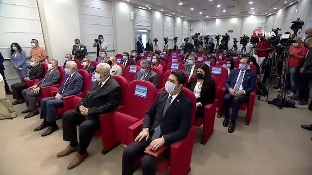 MHP Genel Başkanı Bahçeli: 'Artık uzlaşmak ve yeni bir anayasa hazırlamak milli vecibedir' MHP Genel Başkanı Bahçeli: 'Artık uzlaşmak ve yeni bir anayasa hazırlamak milli vecibedir'