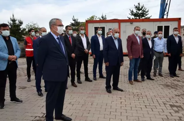 Muş'ta 5 bin kişilik aşevinin temeli atıldı Muş'ta 5 bin kişilik aşevinin temeli atıldı