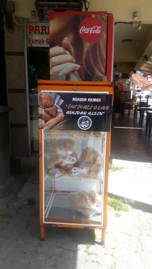 Ortaca'da 'askıda ekmek' seferberliği Ortaca'da 'askıda ekmek' seferberliği