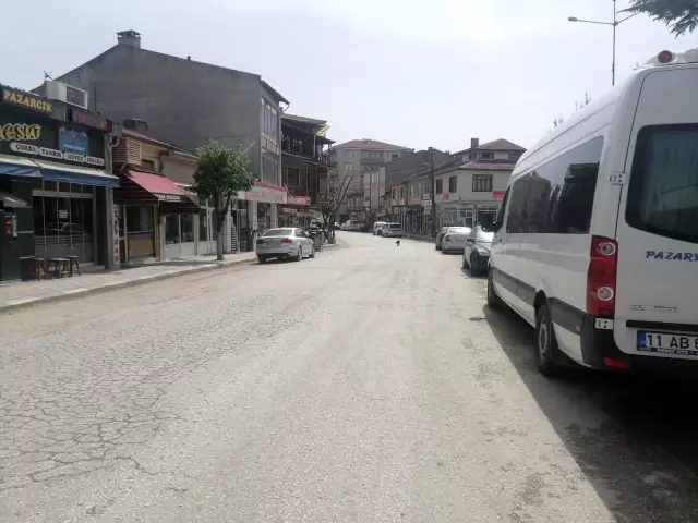 Pazaryeri sokakları sessizliğe büründü Pazaryeri sokakları sessizliğe büründü