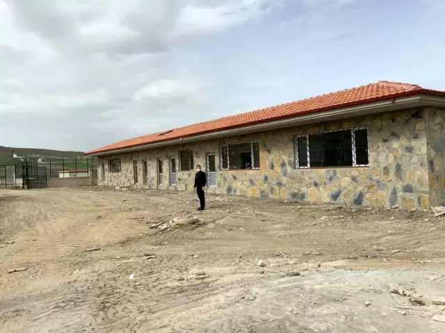 Pursaklar'a modern Veterinerlik Hizmet Binası Pursaklar'a modern Veterinerlik Hizmet Binası