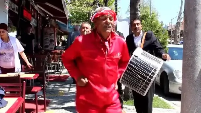 Son dakika haberi | Romanların bahar bayramı 'Kakava' koronavirüs nedeniyle bu yıl da buruk geçecek Son dakika haberi | Romanların bahar bayramı 'Kakava' koronavirüs nedeniyle bu yıl da buruk geçecek