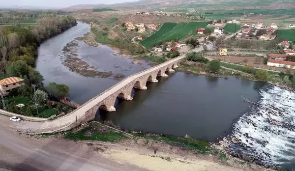 ŞAHRUH KÖPRÜSÜ'NE UNESCO DESTEKLİ KORUMA ŞAHRUH KÖPRÜSÜ'NE UNESCO DESTEKLİ KORUMA