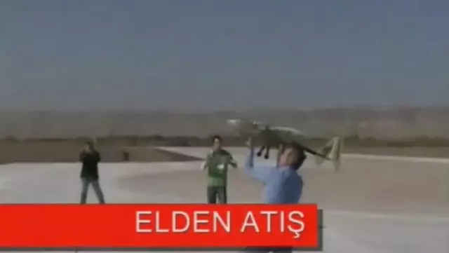 Selçuk Bayraktar'ın '20 yaş challenge' paylaşımına beğeni yağdı! İşte 2005 yılına ait ilk İHA deneme uçuşları Selçuk Bayraktar'ın '20 yaş challenge' paylaşımına beğeni yağdı! İşte 2005 yılına ait ilk İHA deneme uçuşları