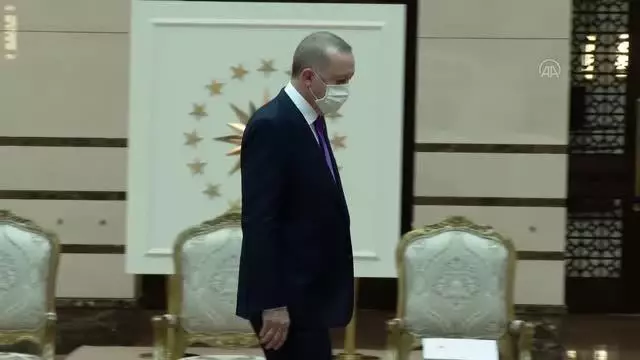 Şili Büyükelçisi Castro, Cumhurbaşkanı Erdoğan'a güven mektubu sundu Şili Büyükelçisi Castro, Cumhurbaşkanı Erdoğan'a güven mektubu sundu