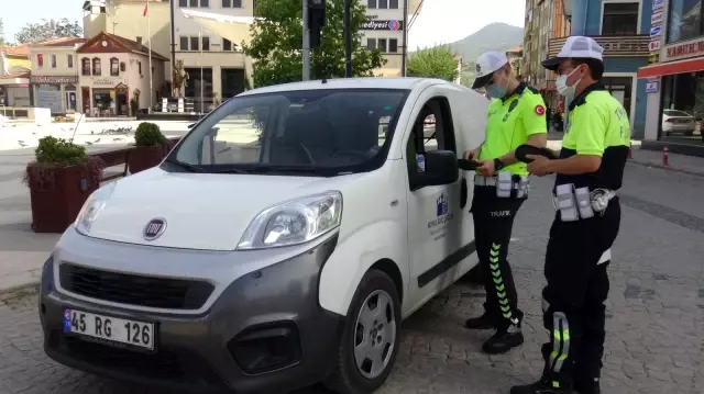 - Sındırgı'da denetimler 24 saat aralıksız devam ediyor - Sındırgı'da denetimler 24 saat aralıksız devam ediyor