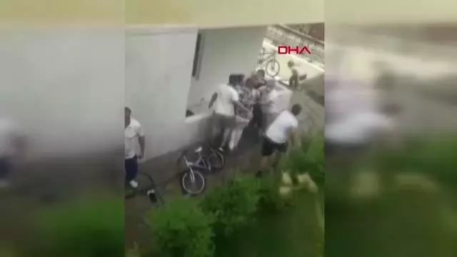 Site bahçesinde başlayan kavga, acil serviste devam etti Site bahçesinde başlayan kavga, acil serviste devam etti