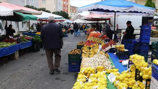 Son Dakika: Bakanlık 81 ile genelge gönderdi! Cumartesi günleri yalnızca yaş sebze ve meyve satan pazaryerleri açık olacak Son Dakika: Bakanlık 81 ile genelge gönderdi! Cumartesi günleri yalnızca yaş sebze ve meyve satan pazaryerleri açık olacak