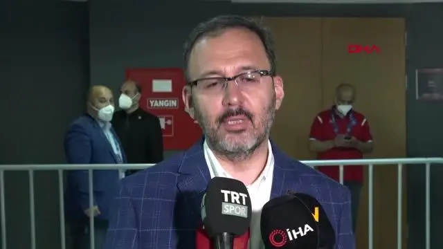 Son dakika gündem: SPOR Bakan Kasapoğlu: İnanıyorum ki 2'nci şampiyonluk Anadolu Efes ile gelecek Son dakika gündem: SPOR Bakan Kasapoğlu: İnanıyorum ki 2'nci şampiyonluk Anadolu Efes ile gelecek