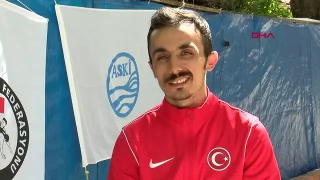 SPOR Milli halterci Muammer Şahin, DHA'nın haberinden sonra haltere geri döndü SPOR Milli halterci Muammer Şahin, DHA'nın haberinden sonra haltere geri döndü