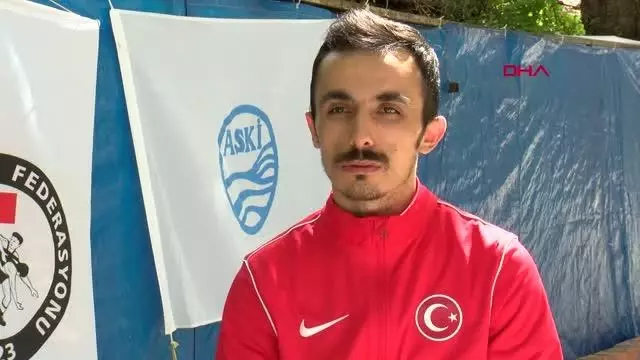 SPOR Milli halterci Muammer Şahin, DHA'nın haberinden sonra haltere geri döndü SPOR Milli halterci Muammer Şahin, DHA'nın haberinden sonra haltere geri döndü