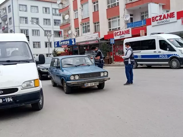 Sungurlu'da polis ekipleri denetimlerini sıklaştırdı Sungurlu'da polis ekipleri denetimlerini sıklaştırdı