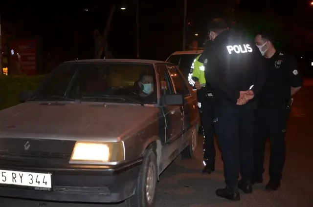 Sürücüler alkol testinden geçti Sürücüler alkol testinden geçti