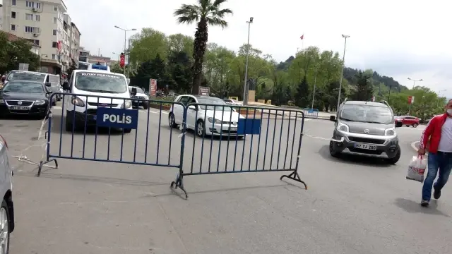 Sürücülerin izin belgeleri denetlendi Sürücülerin izin belgeleri denetlendi