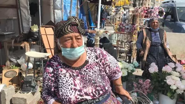 TAKSİM'İN ÇİÇEKÇİLERİ, 4 YIL SONRA TAŞINDI TAKSİM'İN ÇİÇEKÇİLERİ, 4 YIL SONRA TAŞINDI