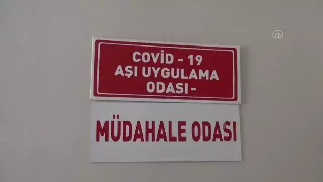 Tam kapanma sürecinde Kovid-19'a karşı aşılama çalışmaları aralıksız sürüyor Tam kapanma sürecinde Kovid-19'a karşı aşılama çalışmaları aralıksız sürüyor