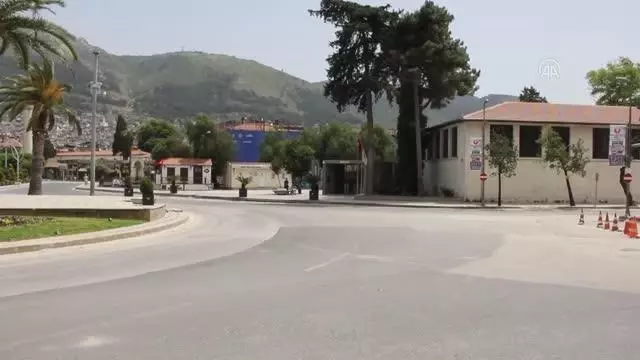 'Tam kapanmanın' ardından sessizlik sürüyor 'Tam kapanmanın' ardından sessizlik sürüyor