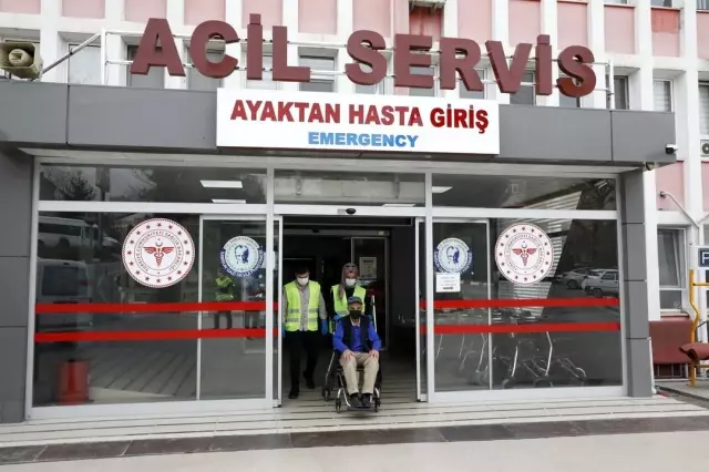 Tam kapanmada hastalara ulaşım desteği Tam kapanmada hastalara ulaşım desteği