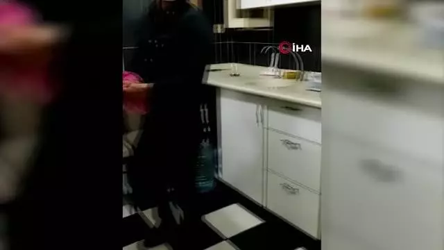 'Temizlik yaptık' bahanesi işe yaramadı: Kumar oynayan 6 kişiye 37 bin 500 lira ceza 'Temizlik yaptık' bahanesi işe yaramadı: Kumar oynayan 6 kişiye 37 bin 500 lira ceza