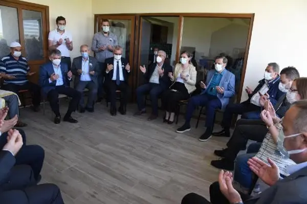 TOBB Başkanı Hisarcıklıoğlu'dan iş insanı Girgin'in ailesine taziye ziyareti TOBB Başkanı Hisarcıklıoğlu'dan iş insanı Girgin'in ailesine taziye ziyareti
