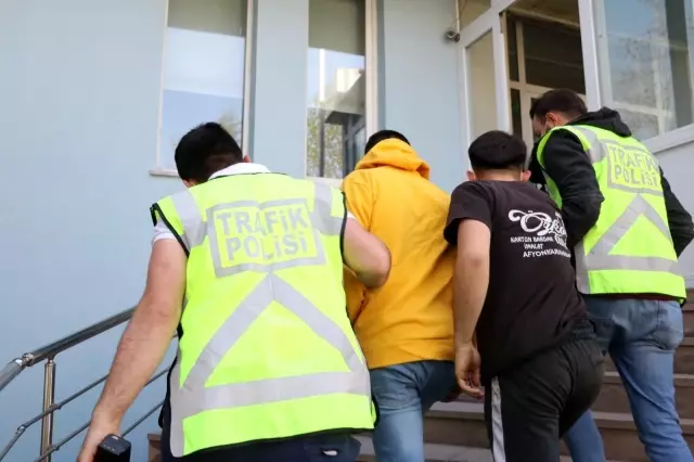 Tofaş ile drift atma pahalıya patladı Tofaş ile drift atma pahalıya patladı