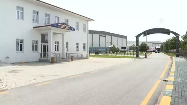 TRAFİKTE DEĞİŞEN HAYATLAR - Son 10 yılda polis bölgesinde 22 bin 145 kişi trafik kazası kurbanı oldu TRAFİKTE DEĞİŞEN HAYATLAR - Son 10 yılda polis bölgesinde 22 bin 145 kişi trafik kazası kurbanı oldu