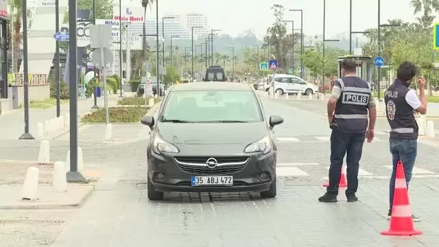 Turizm merkezlerinde 'tam kapanma' sessizliği sürüyor Turizm merkezlerinde 'tam kapanma' sessizliği sürüyor