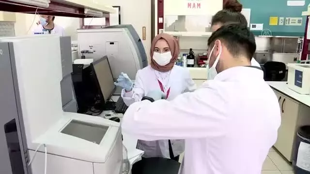 Türk bilim insanlarının geliştirdiği aşı tasarımları mutasyonlara karşı daha hızlı yenilenebiliyor Türk bilim insanlarının geliştirdiği aşı tasarımları mutasyonlara karşı daha hızlı yenilenebiliyor