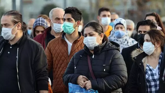 Türkiye aşılamayla, koronavirüste 'toplumsal bağışıklık' için yüzde 25 hedefine yaklaştı Türkiye aşılamayla, koronavirüste 'toplumsal bağışıklık' için yüzde 25 hedefine yaklaştı
