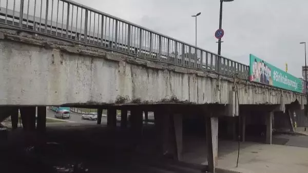 UNKAPANI KAVŞAĞI YENİLENİYOR, TRAMVAY EMİNÖNÜ'NE UZANIYOR UNKAPANI KAVŞAĞI YENİLENİYOR, TRAMVAY EMİNÖNÜ'NE UZANIYOR