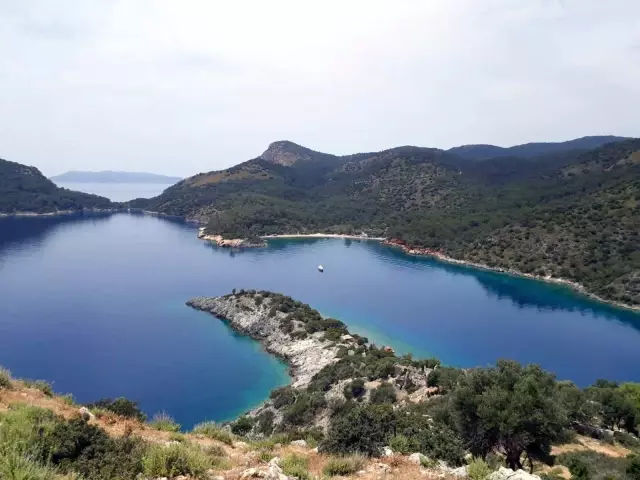 Vali Tavlı, turizm sezonu öncesi Fethiye'de incelemelerde bulundu Vali Tavlı, turizm sezonu öncesi Fethiye'de incelemelerde bulundu
