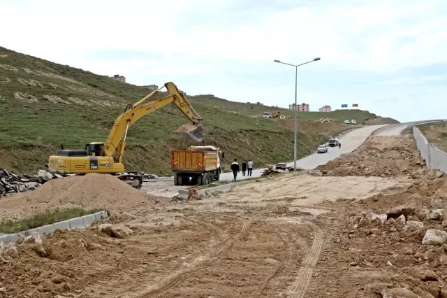 Van Büyükşehir Belediyesi TOKİ yolundaki çalışmalarını sürdürüyor Van Büyükşehir Belediyesi TOKİ yolundaki çalışmalarını sürdürüyor