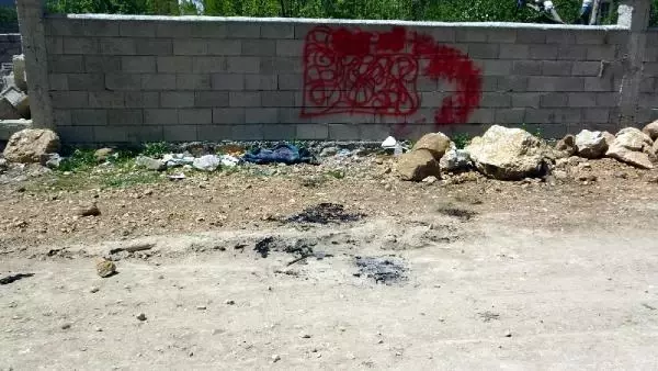 VAN'DA SOKAKTA YANMIŞ ERKEK CESEDİ BULUNDU VAN'DA SOKAKTA YANMIŞ ERKEK CESEDİ BULUNDU