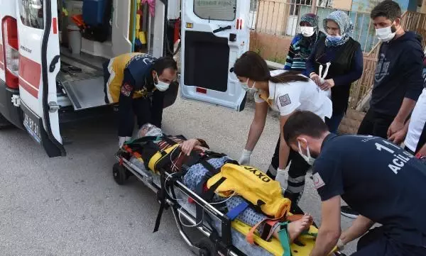 Yaşlı kadını kurtarmak için seferber oldular Yaşlı kadını kurtarmak için seferber oldular