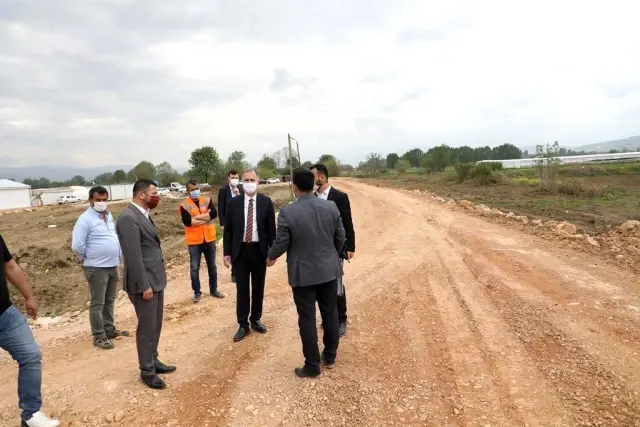 Yeni hayvan pazarına ulaşım için yollar açılıyor Yeni hayvan pazarına ulaşım için yollar açılıyor