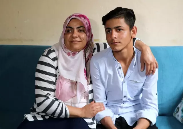14 yaşındaki Yusuf'un işitme cihazını çaldılar 14 yaşındaki Yusuf'un işitme cihazını çaldılar