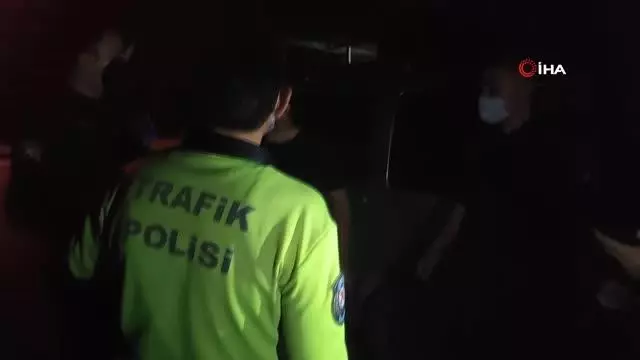 2.88 promil alkolllü çıkıp polisi çileden çıkaran sürücü: 'Normali kaç promil?' 2.88 promil alkolllü çıkıp polisi çileden çıkaran sürücü: 'Normali kaç promil?'