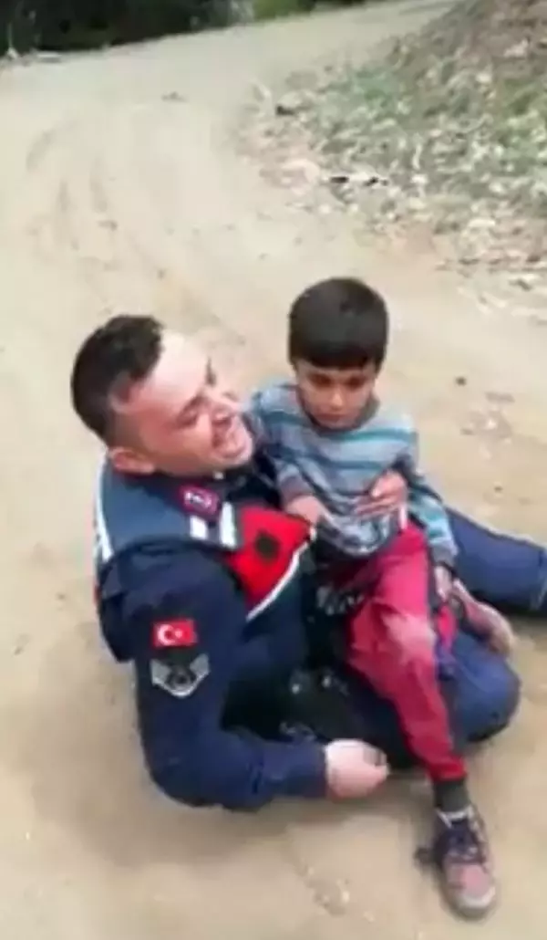 46 SAAT SONRA BULUNAN OTİZMLİ KERİM CAN'IN BABASI ÇOK KORKTUM 46 SAAT SONRA BULUNAN OTİZMLİ KERİM CAN'IN BABASI ÇOK KORKTUM
