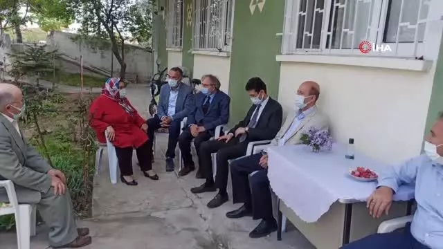 -50 yıllı evli kalan çiftler uzun evliliğin sırrını açıkladı -50 yıllı evli kalan çiftler uzun evliliğin sırrını açıkladı