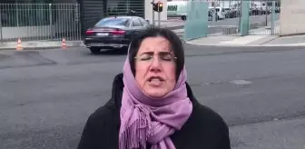 Pkk: Almanya'da kızı PKK tarafından kaçırılan anne eylemini Başbakanlık önünde sürdürüyor Pkk: Almanya'da kızı PKK tarafından kaçırılan anne eylemini Başbakanlık önünde sürdürüyor