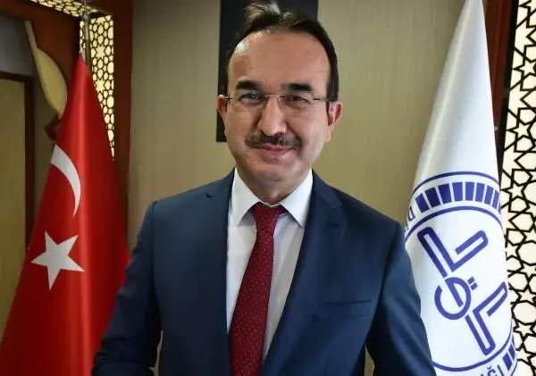 'ALO FETVA HATTI'NI ARAYANLAR KORONAVİRÜS İLE AŞI SORUYOR 'ALO FETVA HATTI'NI ARAYANLAR KORONAVİRÜS İLE AŞI SORUYOR