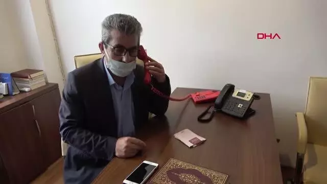 'ALO FETVA HATTI'NI ARAYANLAR KORONAVİRÜS İLE AŞI SORUYOR 'ALO FETVA HATTI'NI ARAYANLAR KORONAVİRÜS İLE AŞI SORUYOR