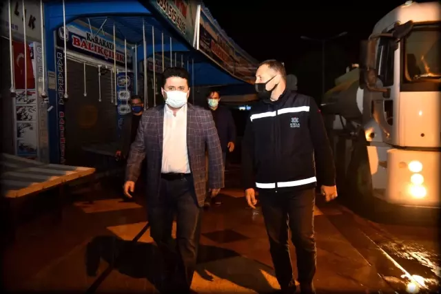 Altıeylül Belediyesi tam kapanmada 7/24 görevde Altıeylül Belediyesi tam kapanmada 7/24 görevde