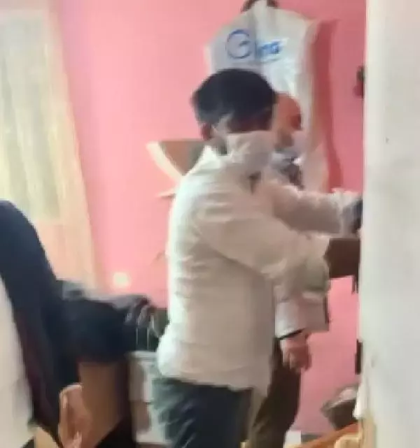 ARNAVUTKÖY'DE NEFES KESEN REHİNE OPERASONU ARNAVUTKÖY'DE NEFES KESEN REHİNE OPERASONU