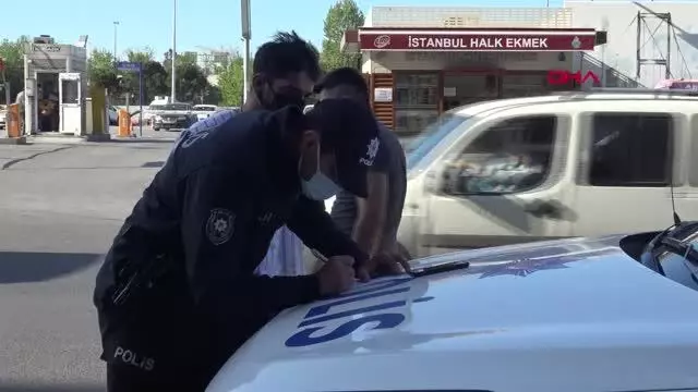 AVCILAR'DA OTOMOBİLLE GEZMEYE ÇIKAN SERVİS ŞOFÖRÜNE CEZA AVCILAR'DA OTOMOBİLLE GEZMEYE ÇIKAN SERVİS ŞOFÖRÜNE CEZA